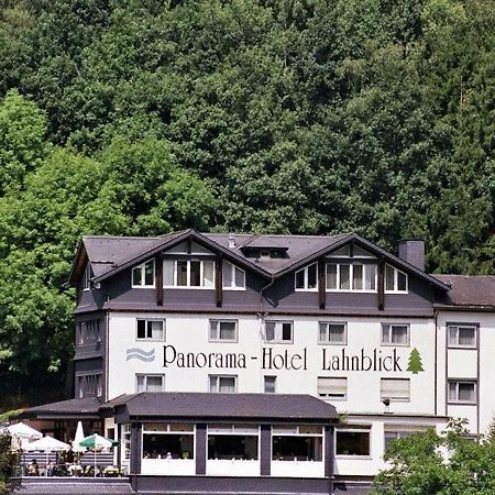 Hotel Lahnblick Бад Ласфе Екстериор снимка